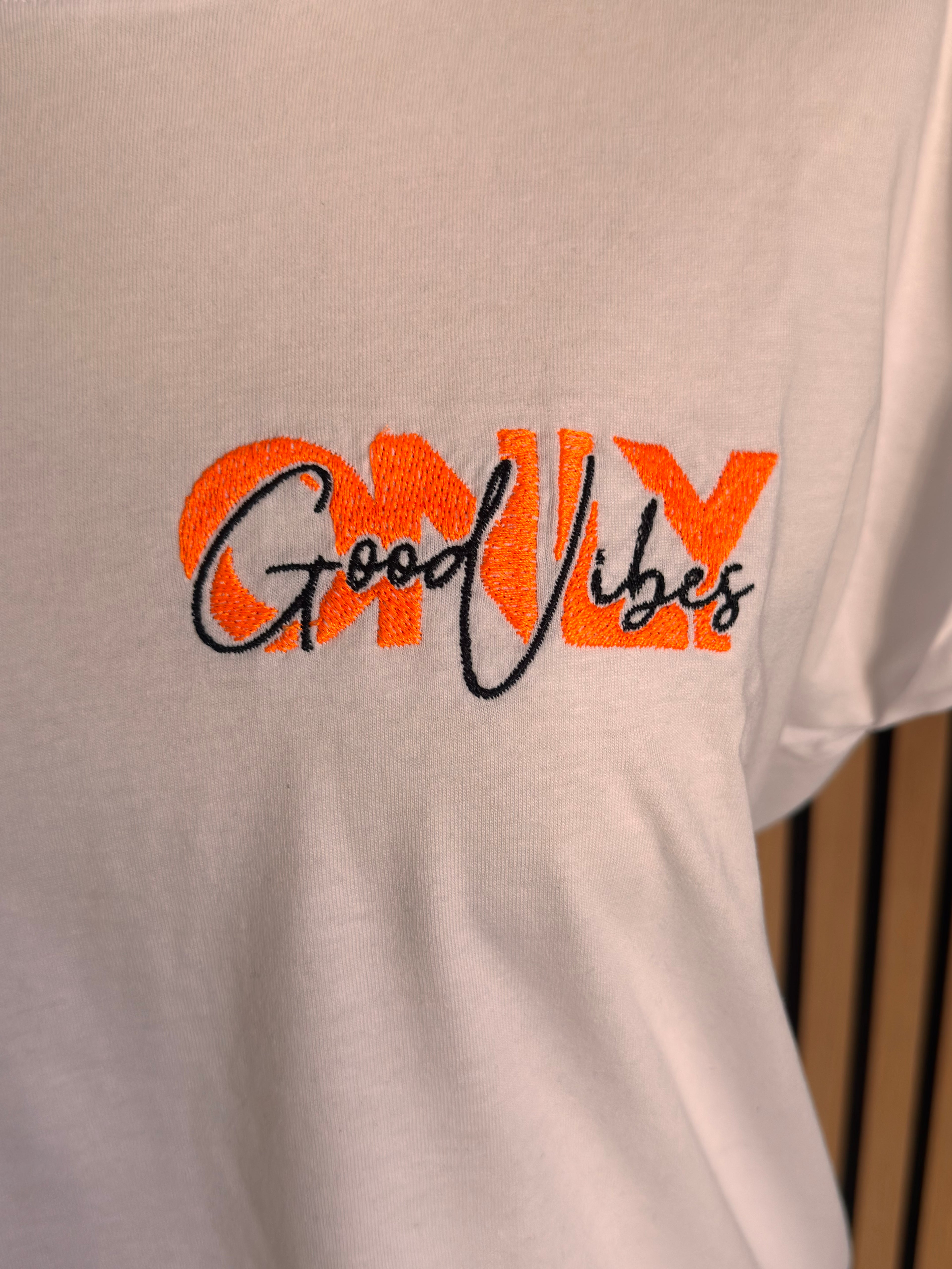 Shirt - Good Vibes Only