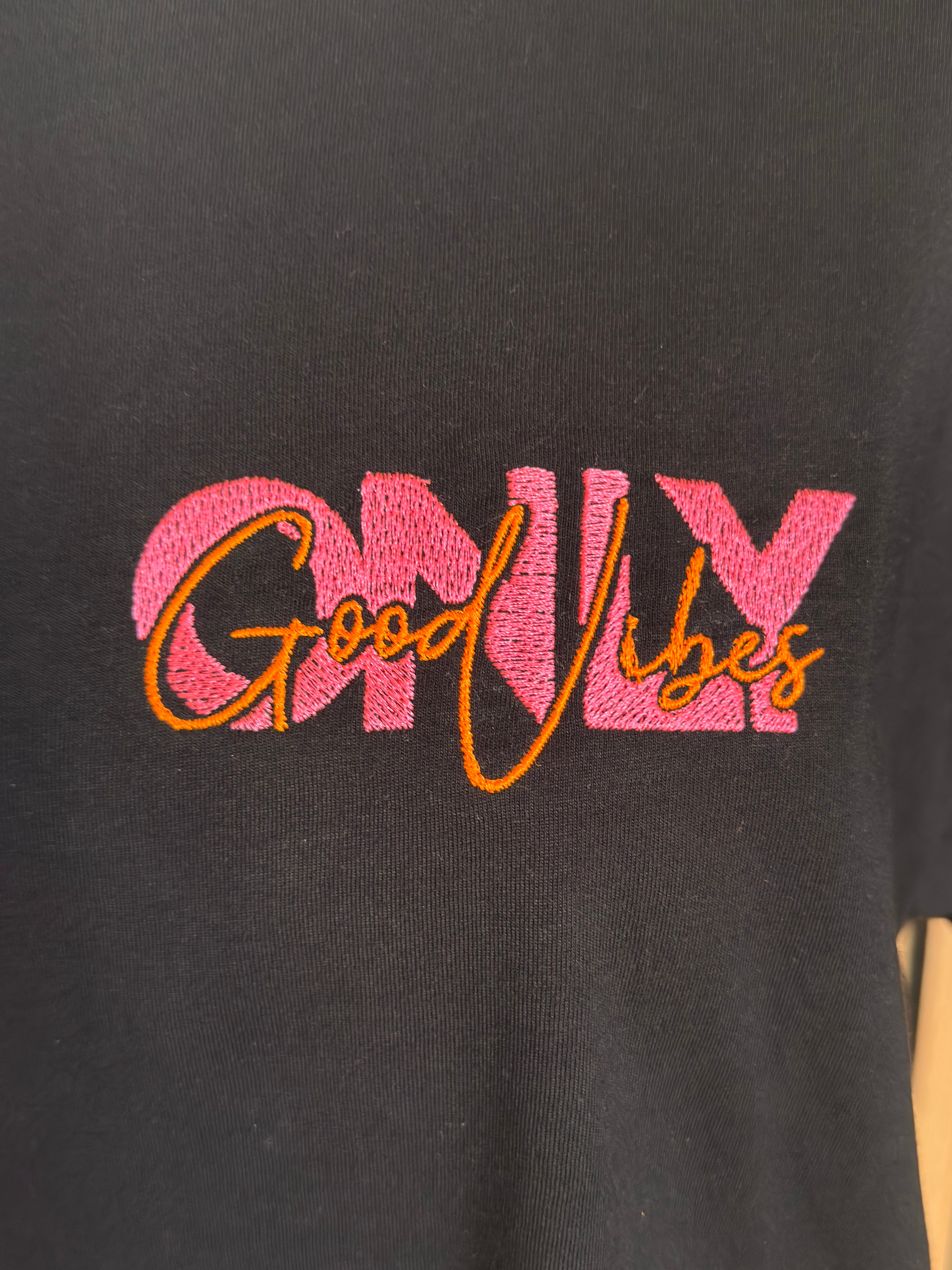 Shirt - Good Vibes Only