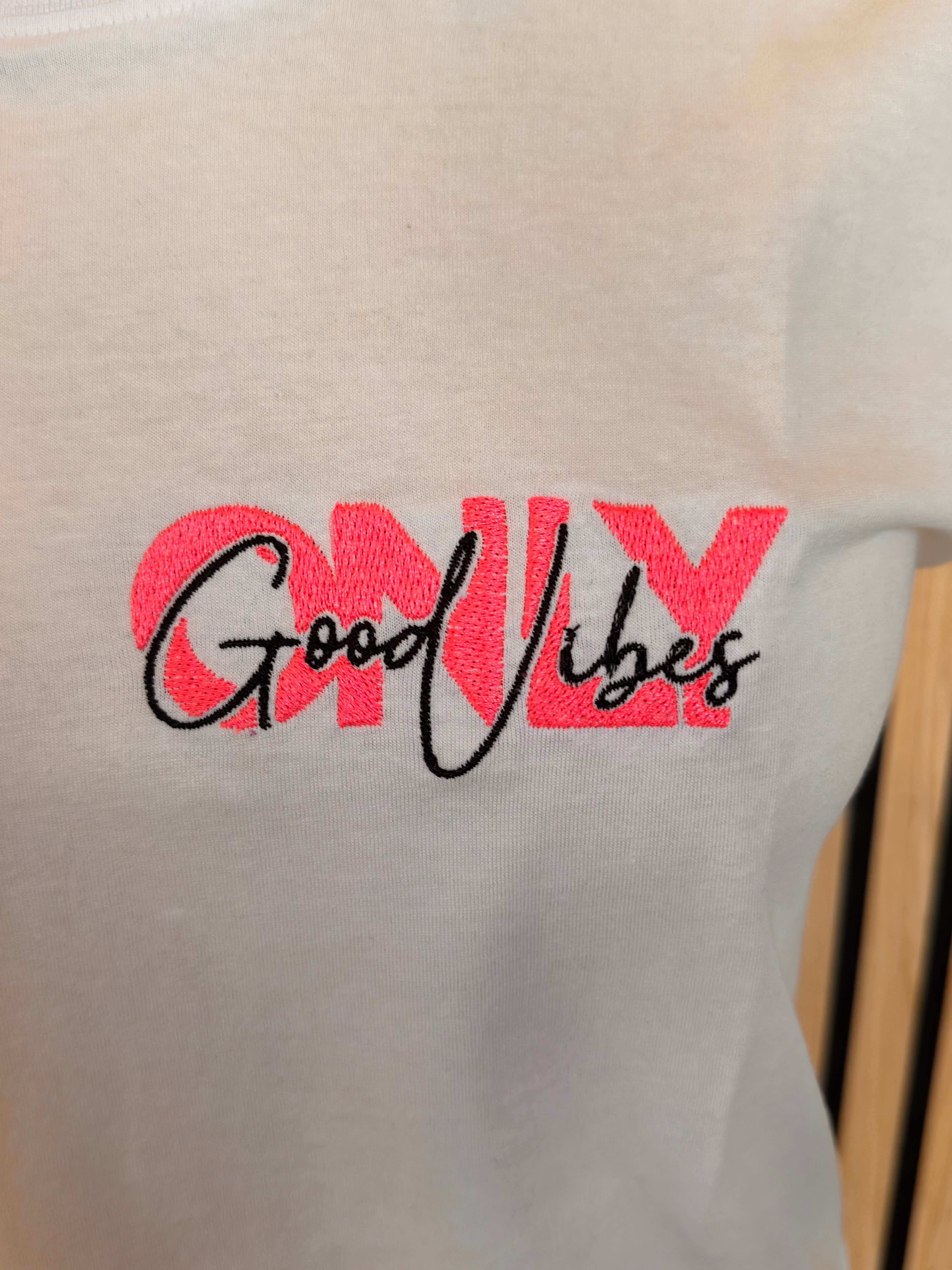Shirt - Good Vibes Only