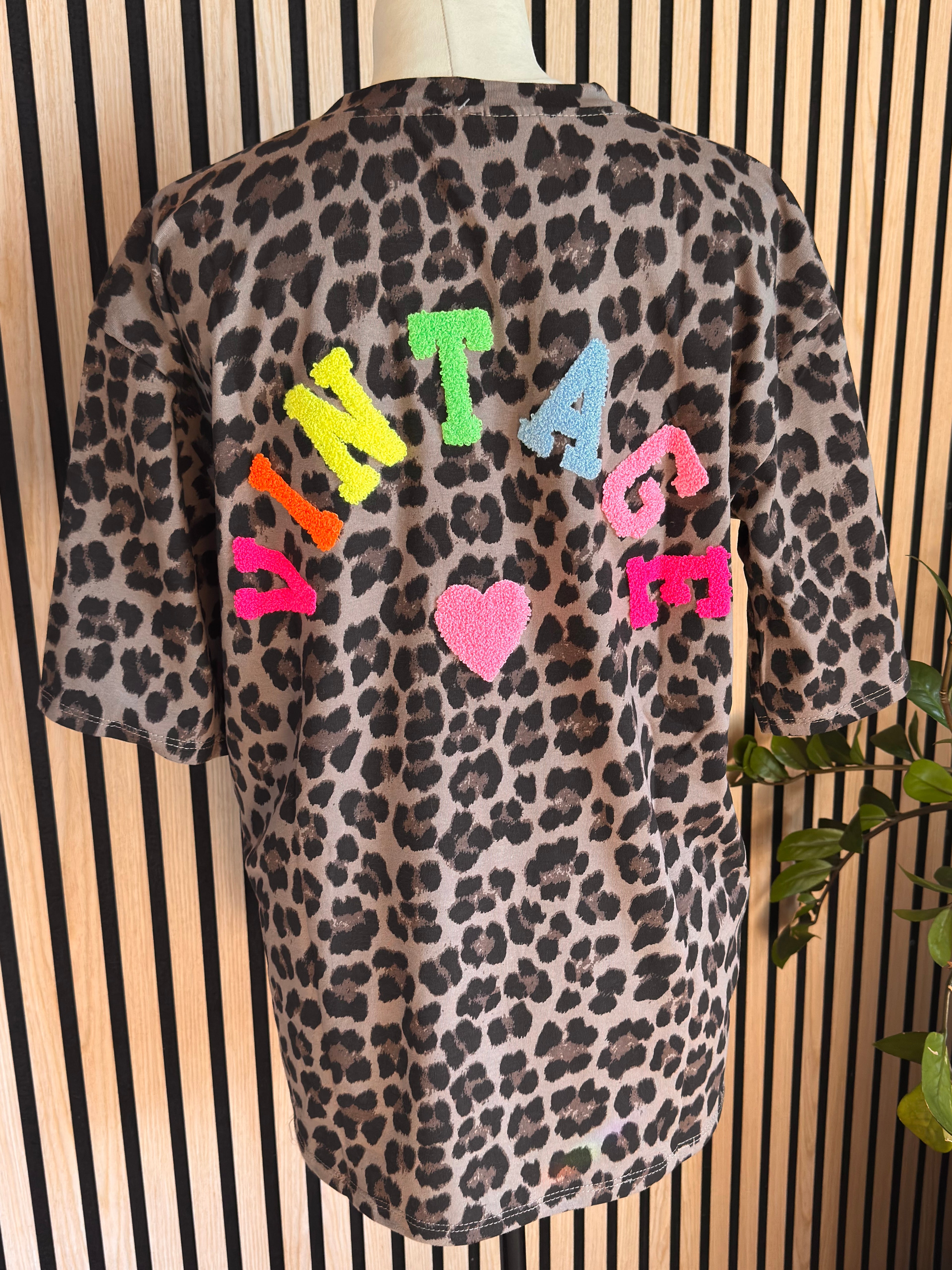 Shirt - Leo Vintage